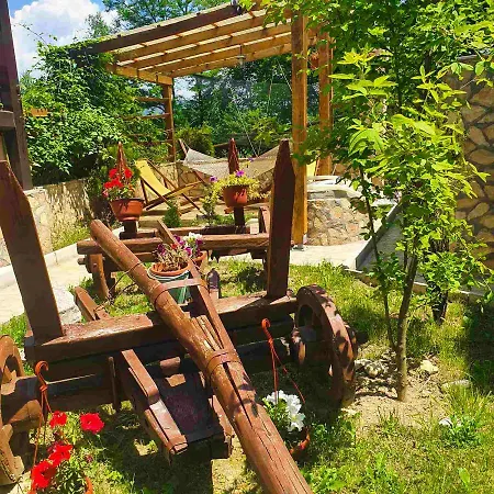 아파트 Little Paradise *